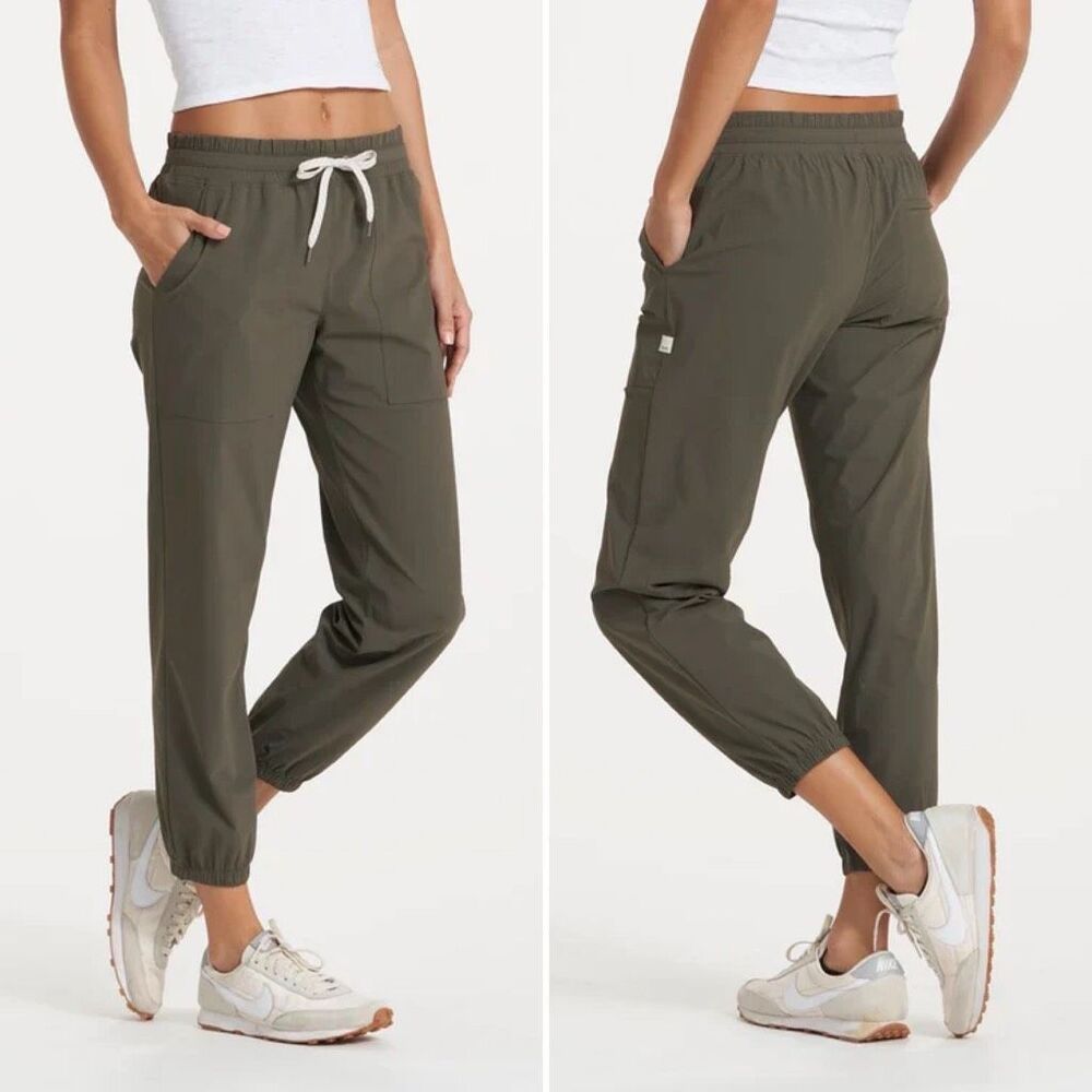 Vuori Miles Jogger NWOT in Oregano Size S